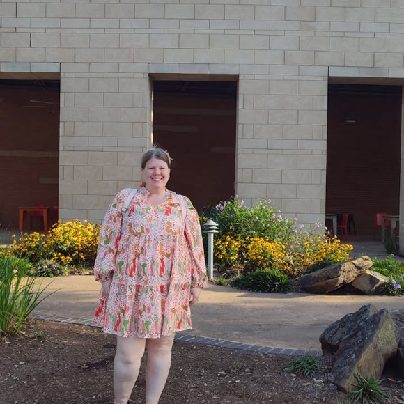 Meet your Posher, Amber - Picture 2 of 9